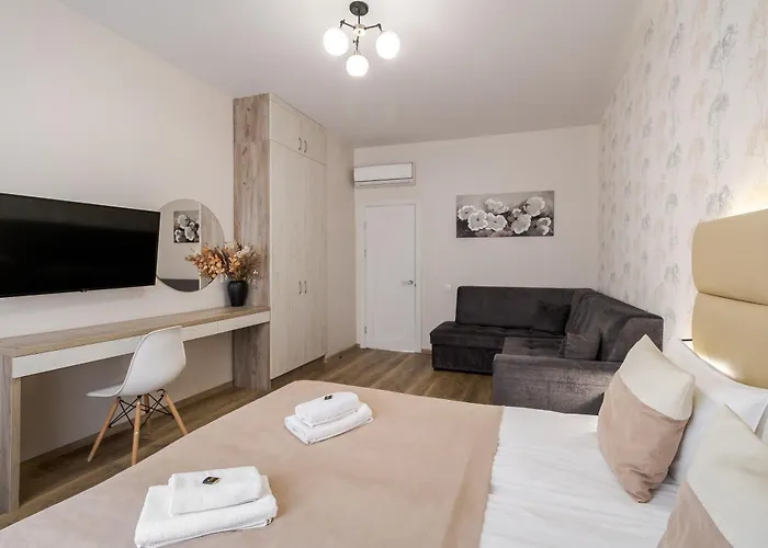 Demar Vicheva Apartamento Leópolis