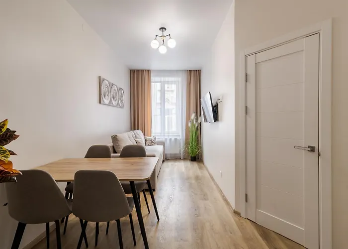 Demar Vicheva Apartamento Leópolis